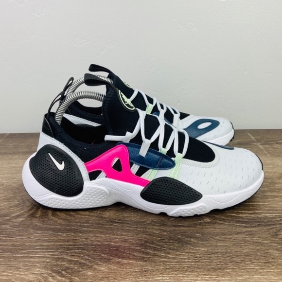 NEW Nike Huarache E.D.G.E.